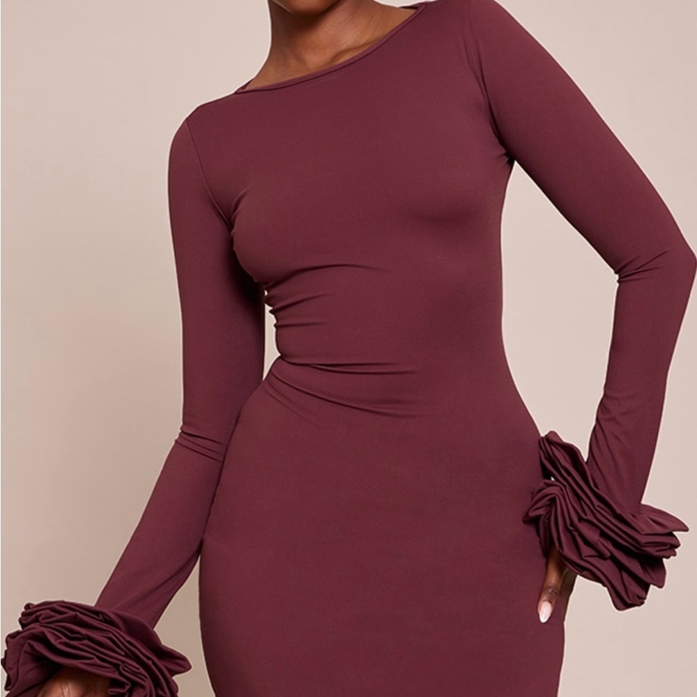 PrettyLittleThing Wine Long Sleeve Dress